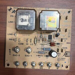 HH84AA011 Carrier Bryant Furnace Control Board USED / 100% TESTED